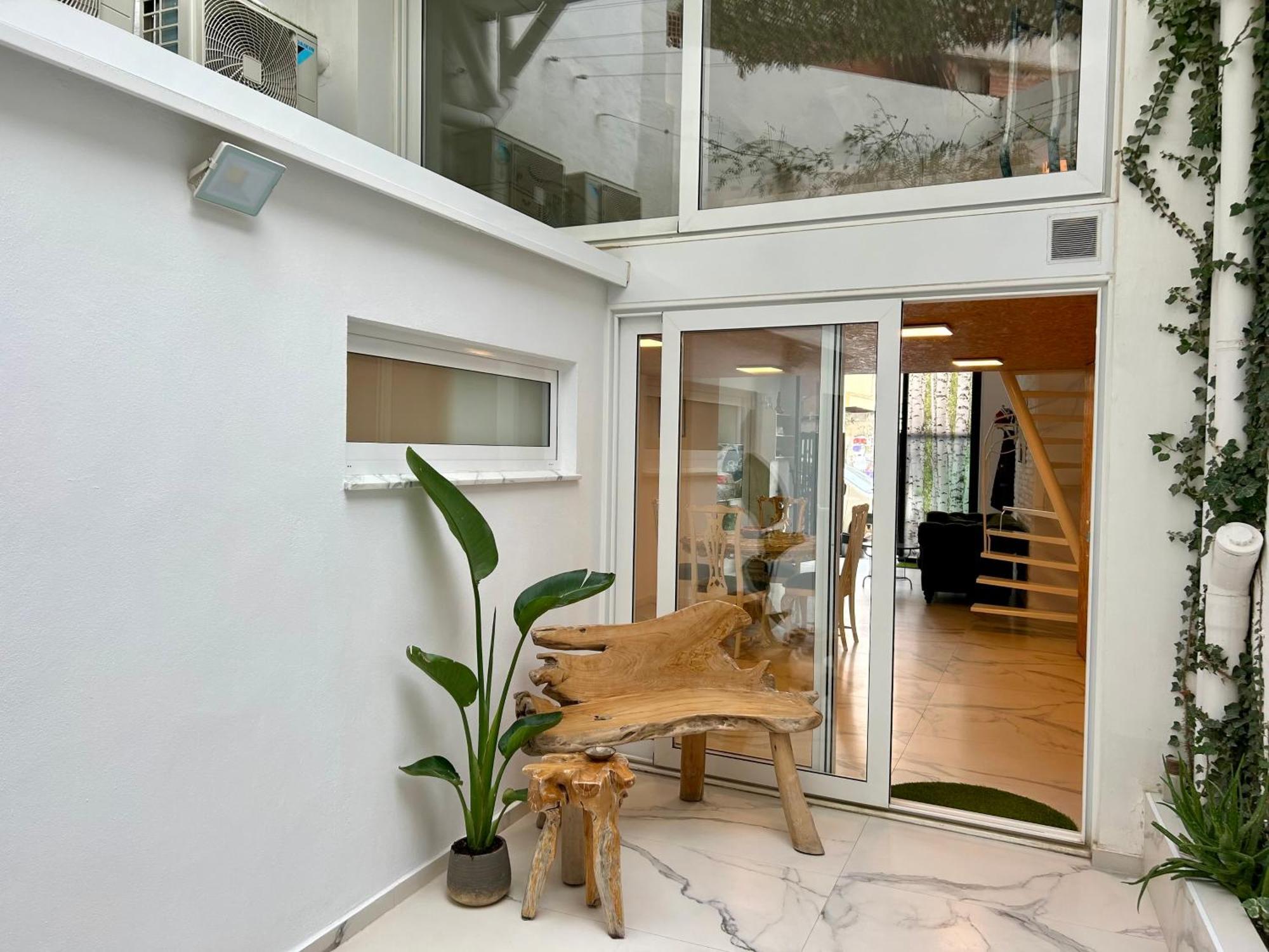 Loft Con Mucha Luz En El Centro Barrio Ruzafa Villa บาเลนเซีย ภายนอก รูปภาพ