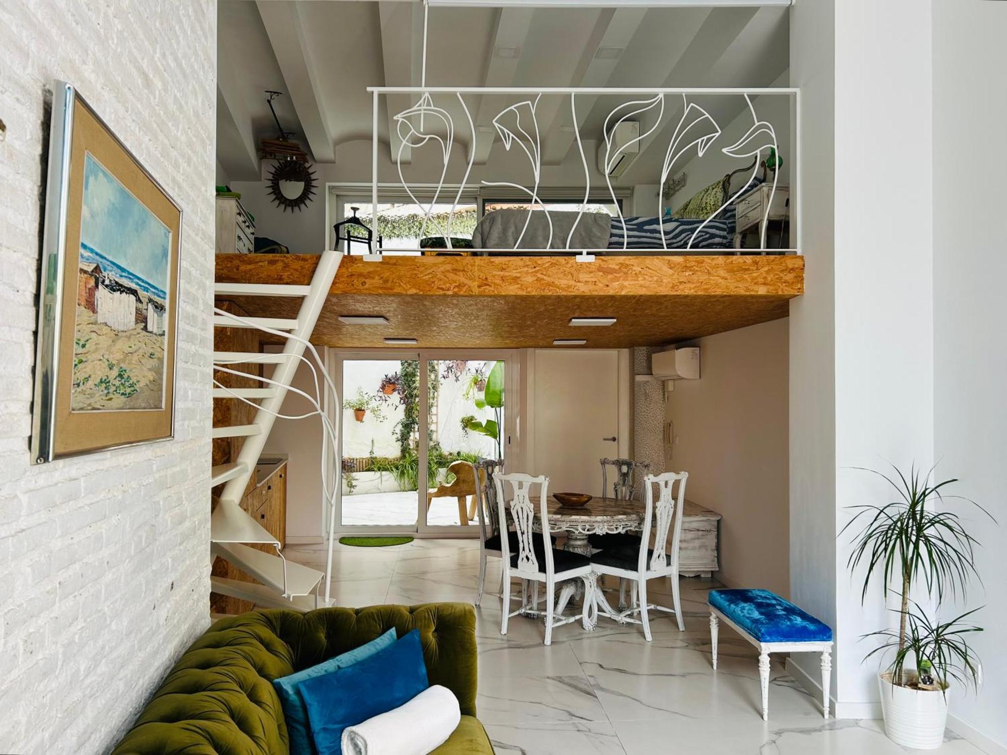 Loft Con Mucha Luz En El Centro Barrio Ruzafa Villa บาเลนเซีย ภายนอก รูปภาพ